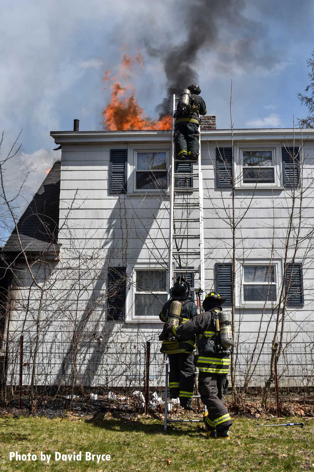 Photos Firefighters Control Fitchburg (MA) Dwelling Fire Fire Photos