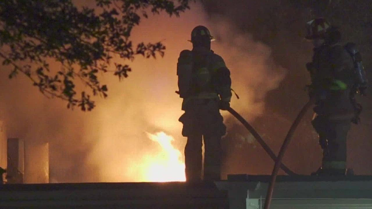 Houston (TX) Apartment Complex Fire Damages Five Units; Firefighter