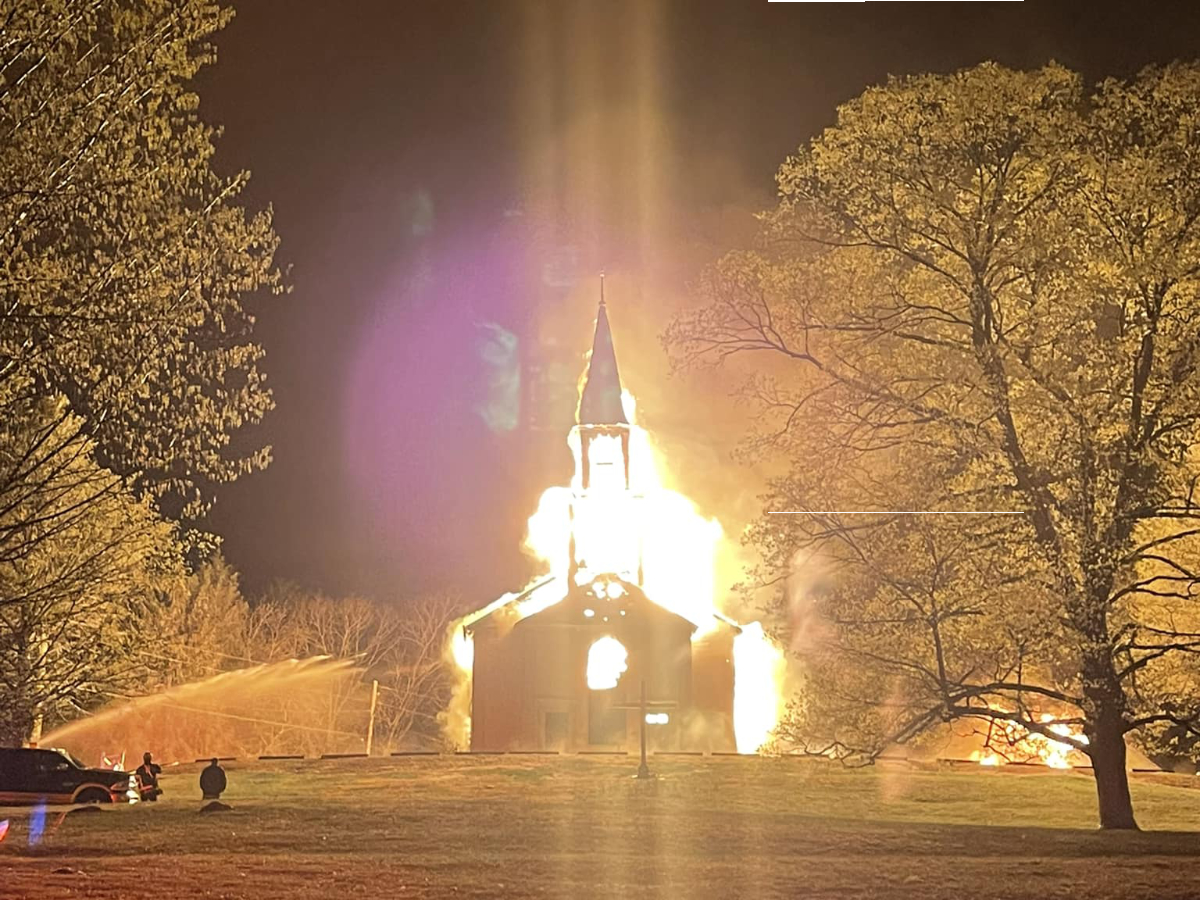 Fire Destroys Eastford (CT) Congregational Church FirefighterNation