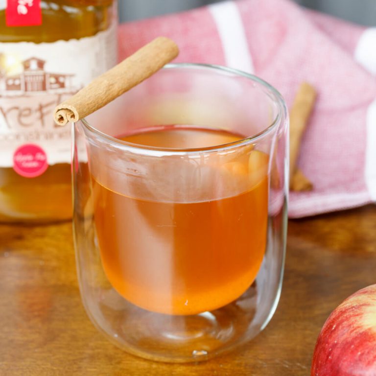 Cinnamon Fly Firefly Spirits