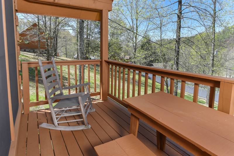 Pigeon One Bedroom Plus Loft Cabin Rental Pool Table Foosball Table Mountain View,Pigeon