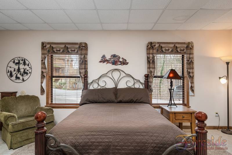 SMOKY MOUNTAIN DREAM Woodridge 2 Bedroom Pigeon Vacation Cabin