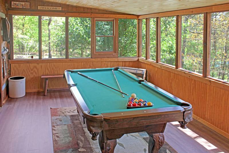 Pigeon One Bedroom Plus Loft Cabin Rental Pool Table Foosball