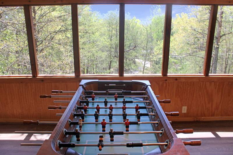 Pigeon One Bedroom Plus Loft Cabin Rental Pool Table Foosball