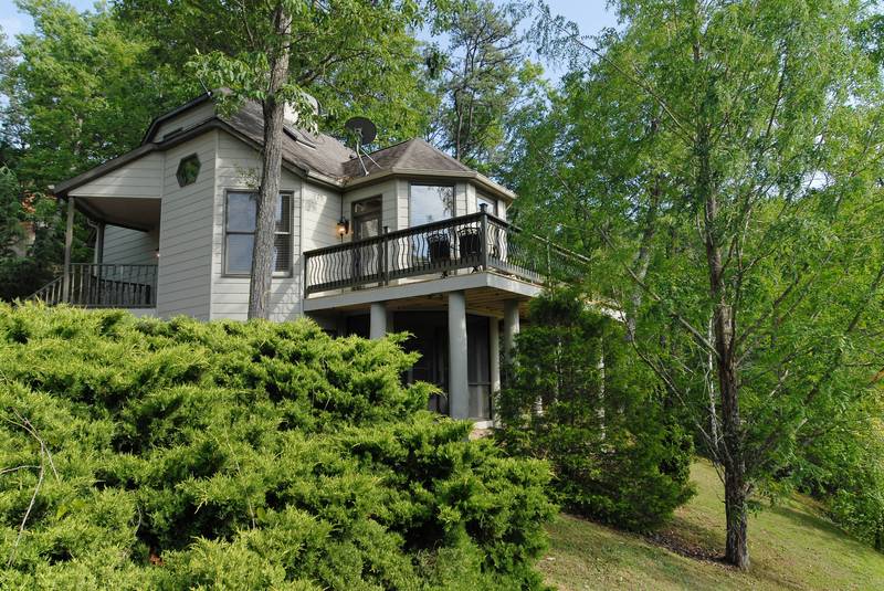 Bear Bottoms 2 Bedroom Luxury Chalet Shagbark Pigeon