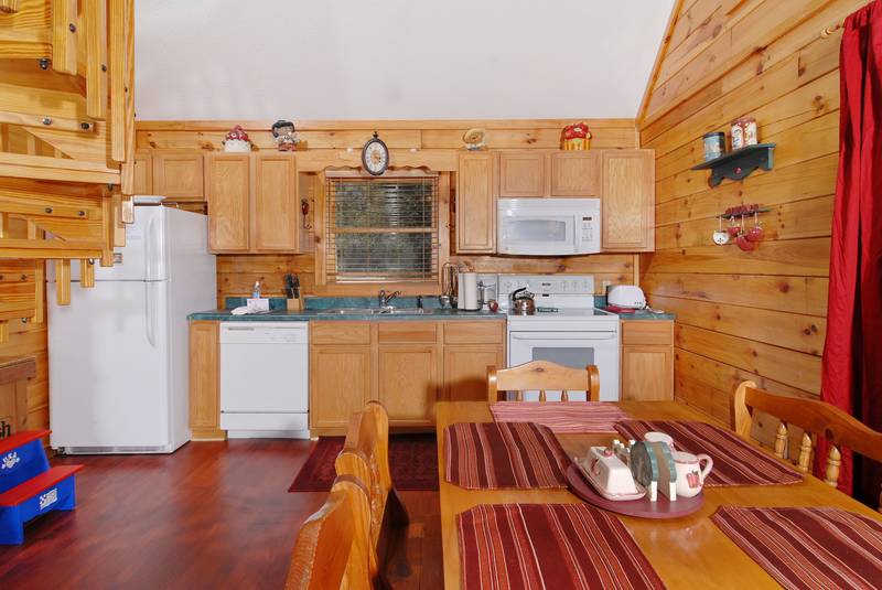 Pigeon Three Bedroom Cabin RentalMy Pigeon Cabin