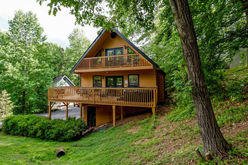 SMOKY MOUNTAIN DREAM Woodridge 2 Bedroom Pigeon Vacation Cabin