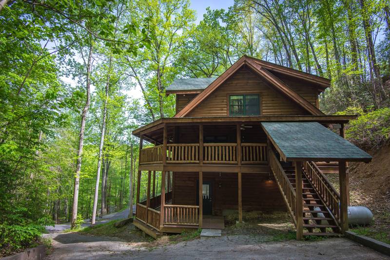 Gatlinburg 3 BrPool TableTheater System Cabin Rental near Ober Ski