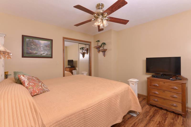 SMOKY MOUNTAIN DREAM Woodridge 2 Bedroom Pigeon Vacation Cabin