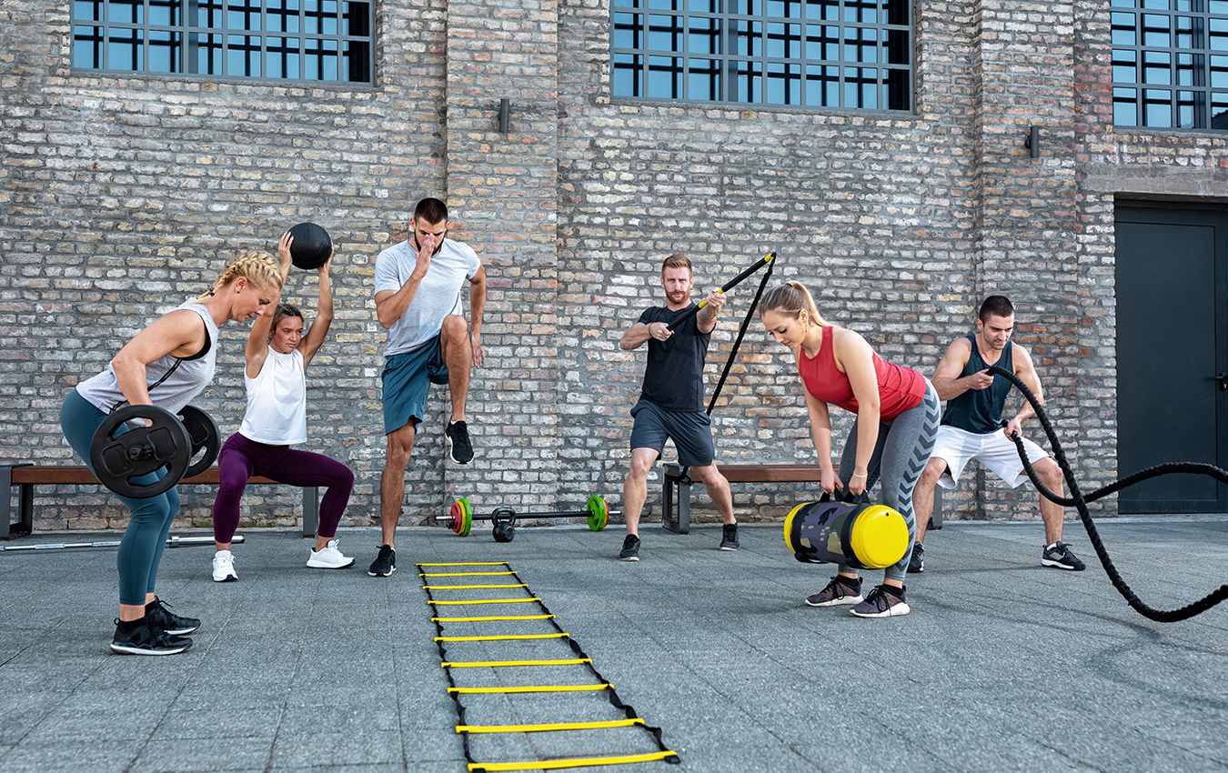 How Does Group Fitness Training Work In Toronto? First Class Personal