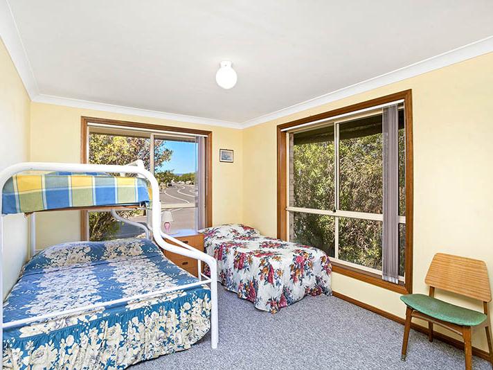 1/11 Jindabyne Road Flinders First Class Real Estate