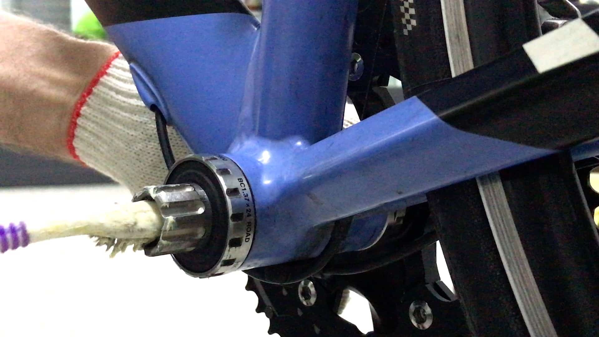 Grease Spindle Crank First Components