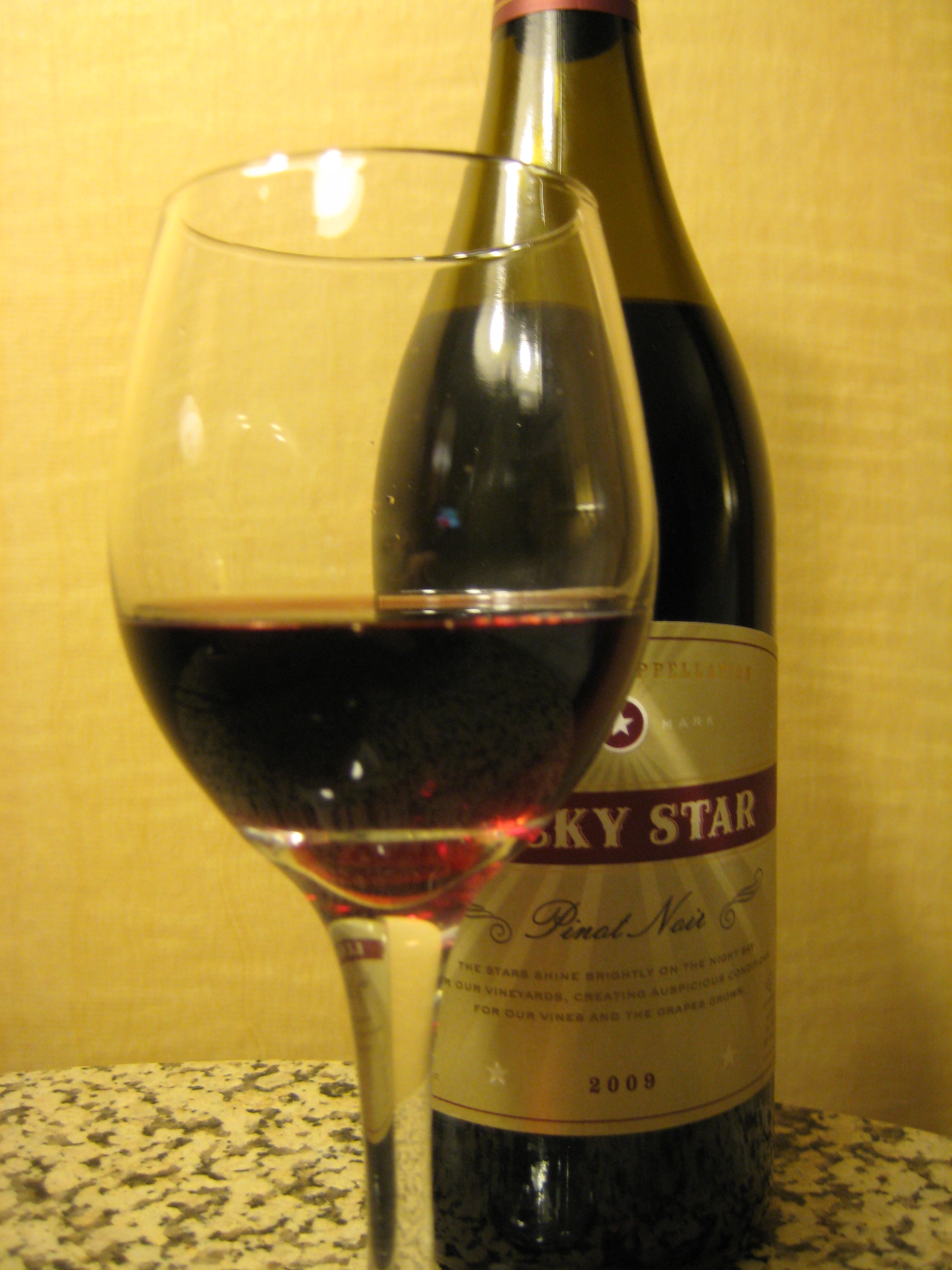 2009 Lucky Star Pinot Noir FIrst Pour Wine
