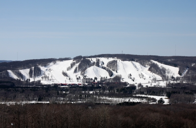 Boyne Highlands Lift Chair Falls to Ground First Tracks!! Online Ski