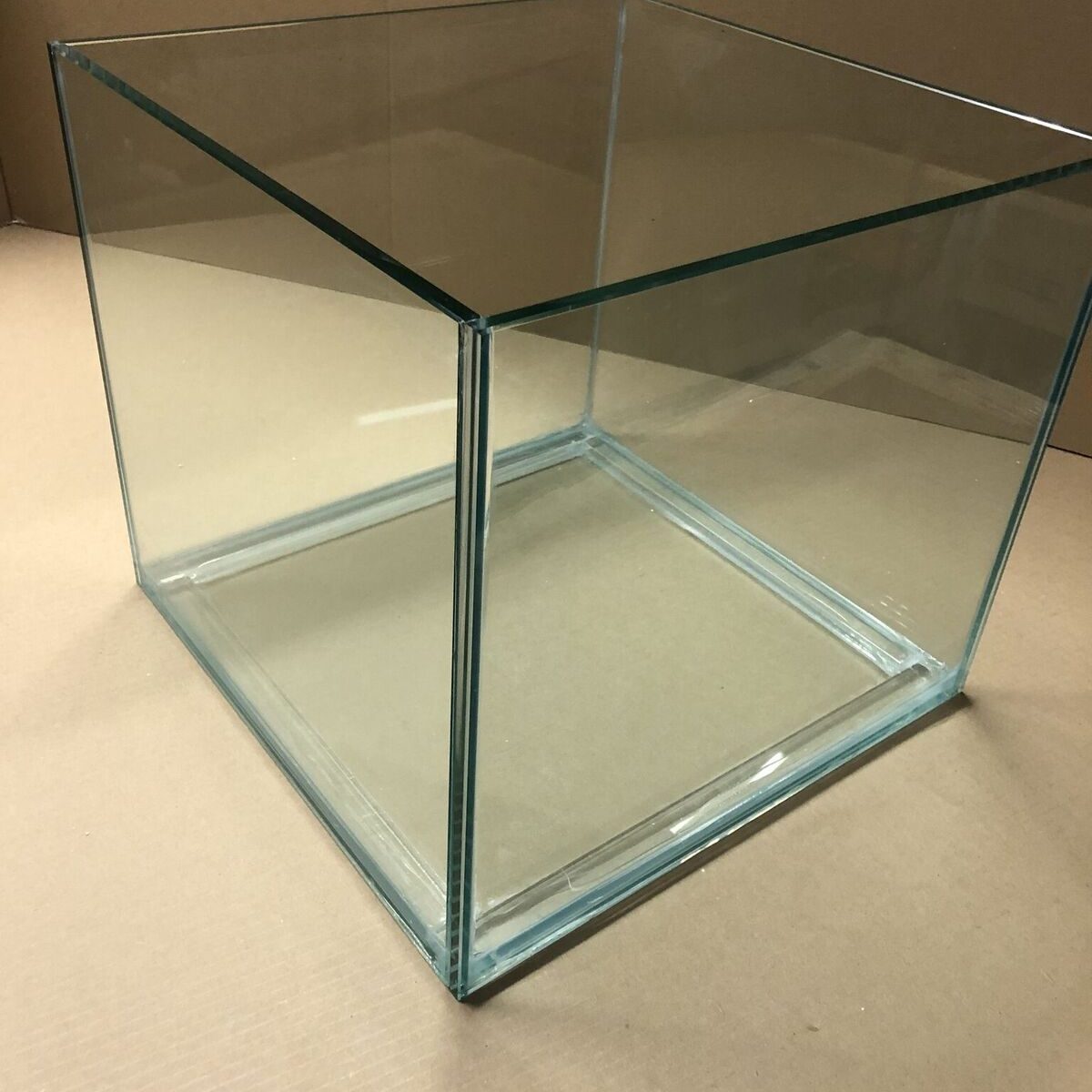 Custom Aquariums Custom Aquarium Builders Fish Tank Bank.