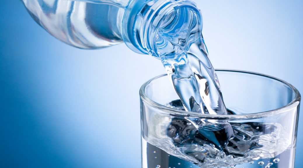 Carbonated Water or Still Which Is Healthier? The Fitness India Show