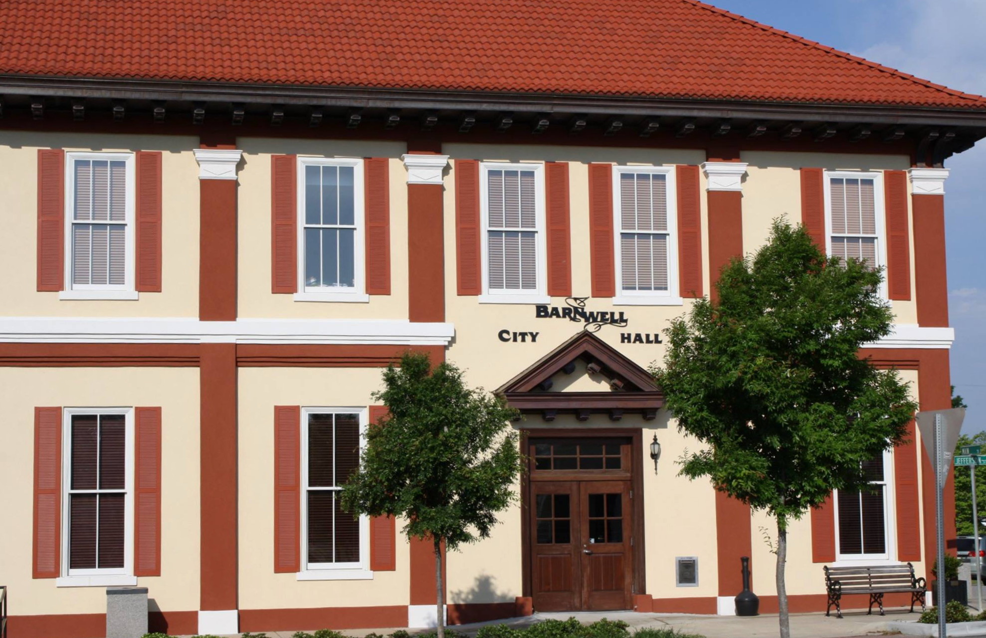 South Carolina Town Bitterly Divided After Hiring Of ScandalScarred