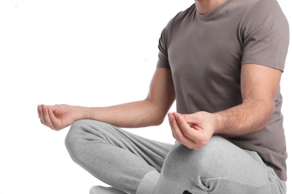 Mukula Mudra (Beak Hand Gesture) Meaning, Benefits and Steps to