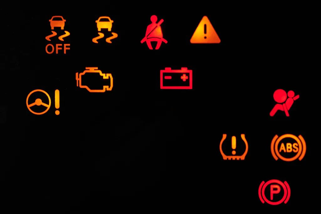 Check Engine Light Blinking Then Solid Troubleshooting Tips Engine