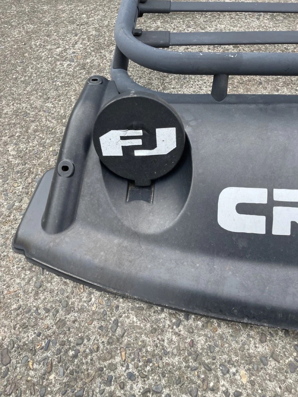 Factory Roof Rack + Deflector/Fairing + Auxiliary Lights Toyota FJ