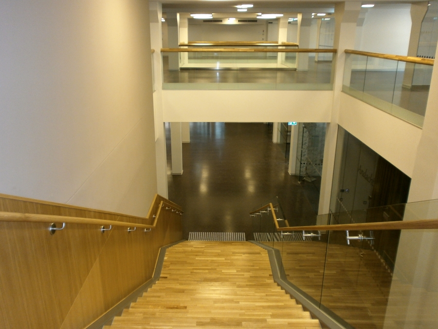 Handrails for new nursing home for the elderly "Liebhartstal II" in Vienna fk Kolar Wooden