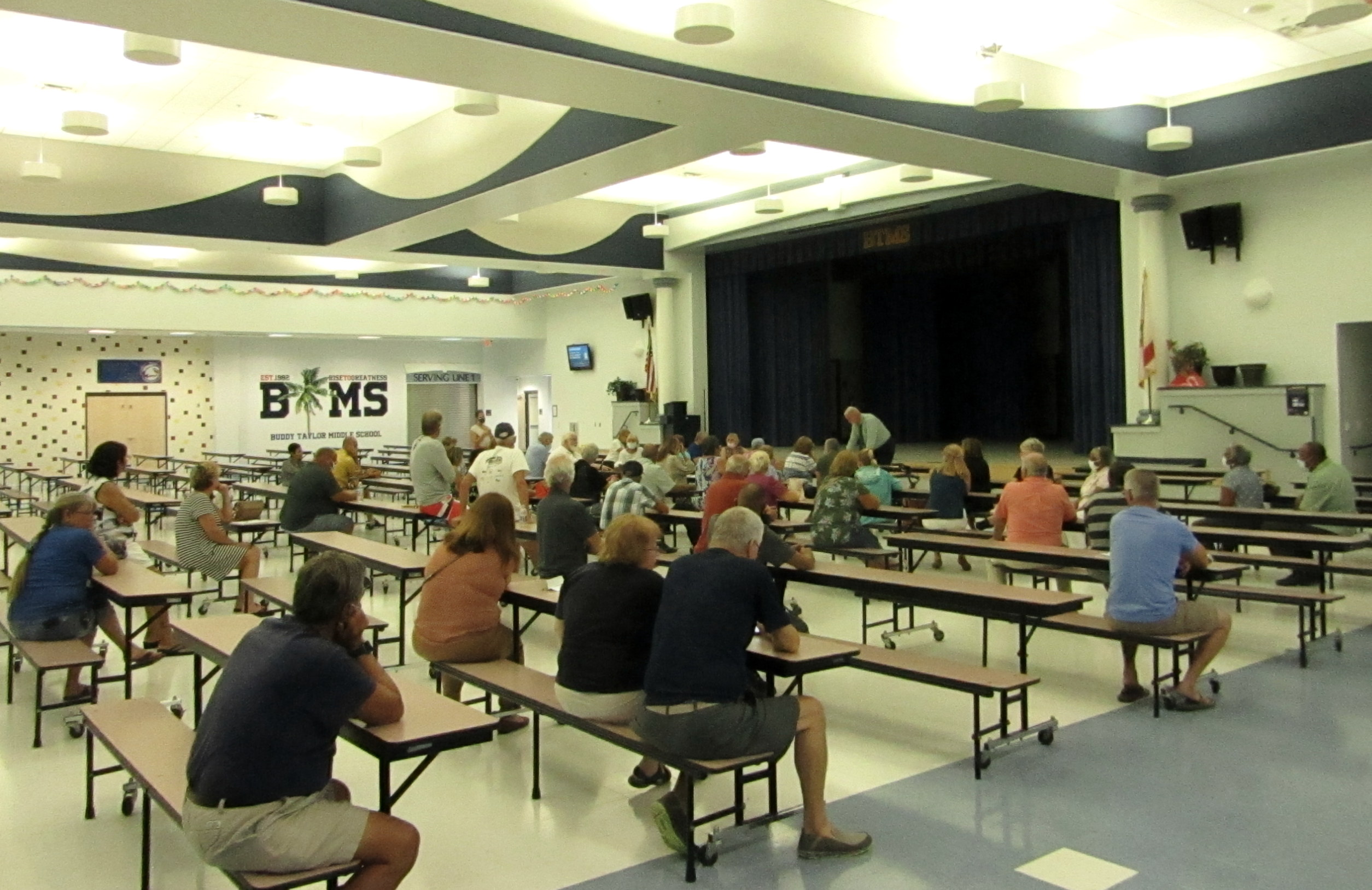 Belle Terre Swim & Racquet Club Gets Listening Session on Future