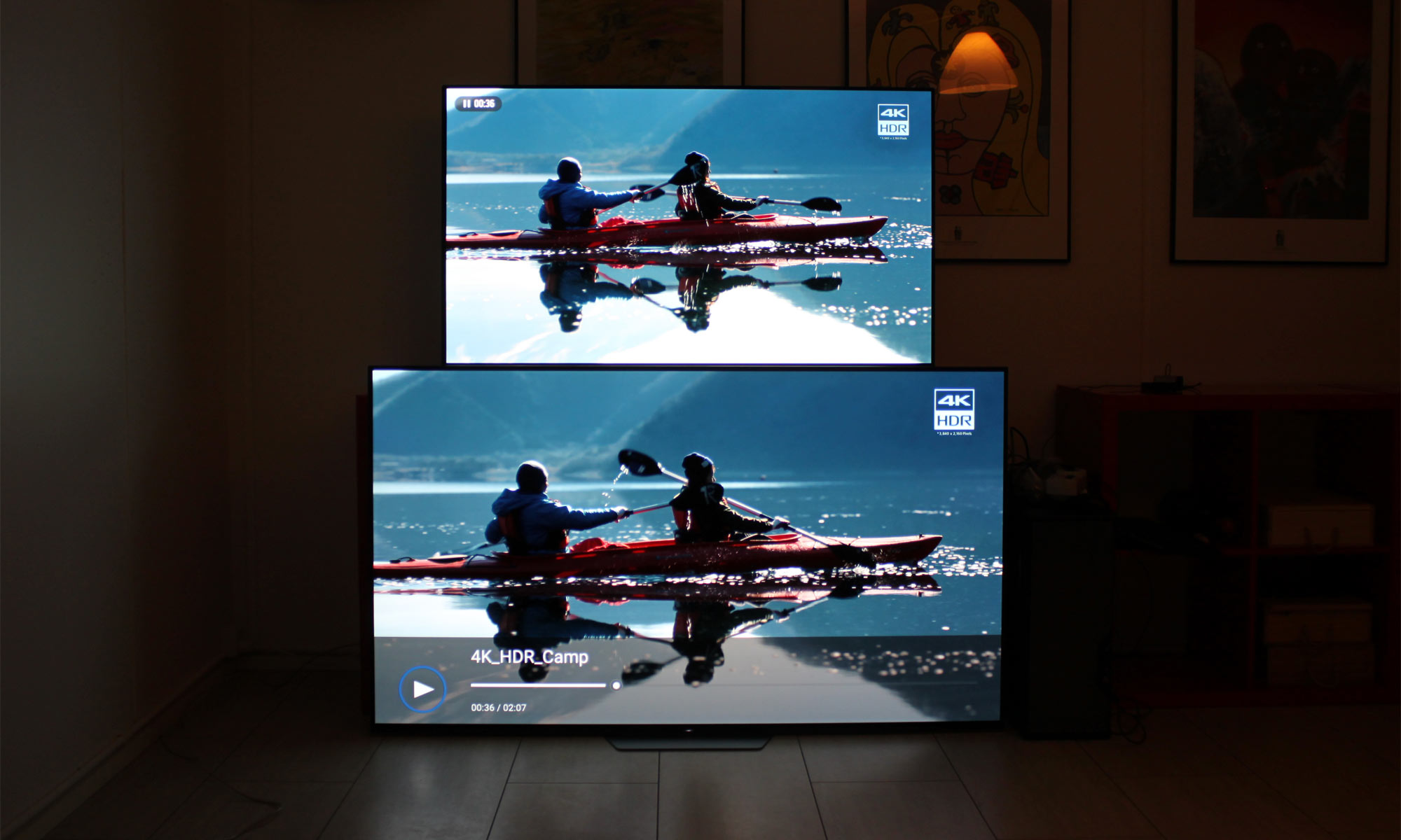 op til at farvetemperaturen på de to kalibrerede skærme er meget