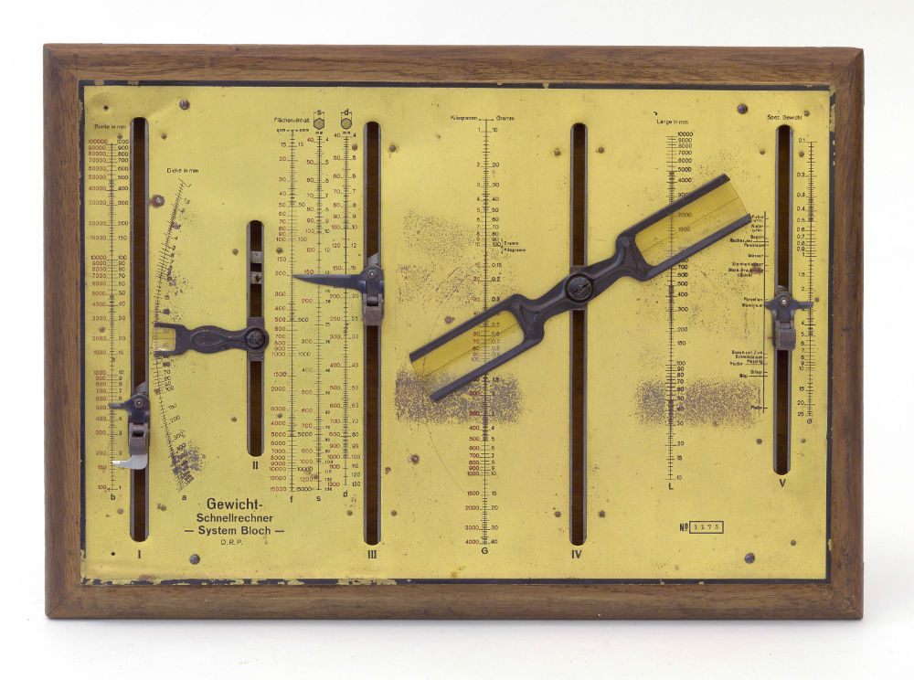 A rare German weight analogue Calculator Fleaglass