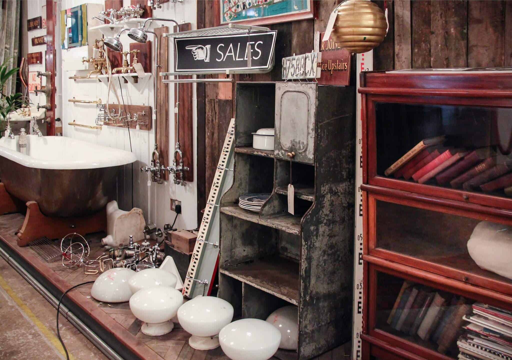 Edgewater Antique Mall Discontinued in Illinois