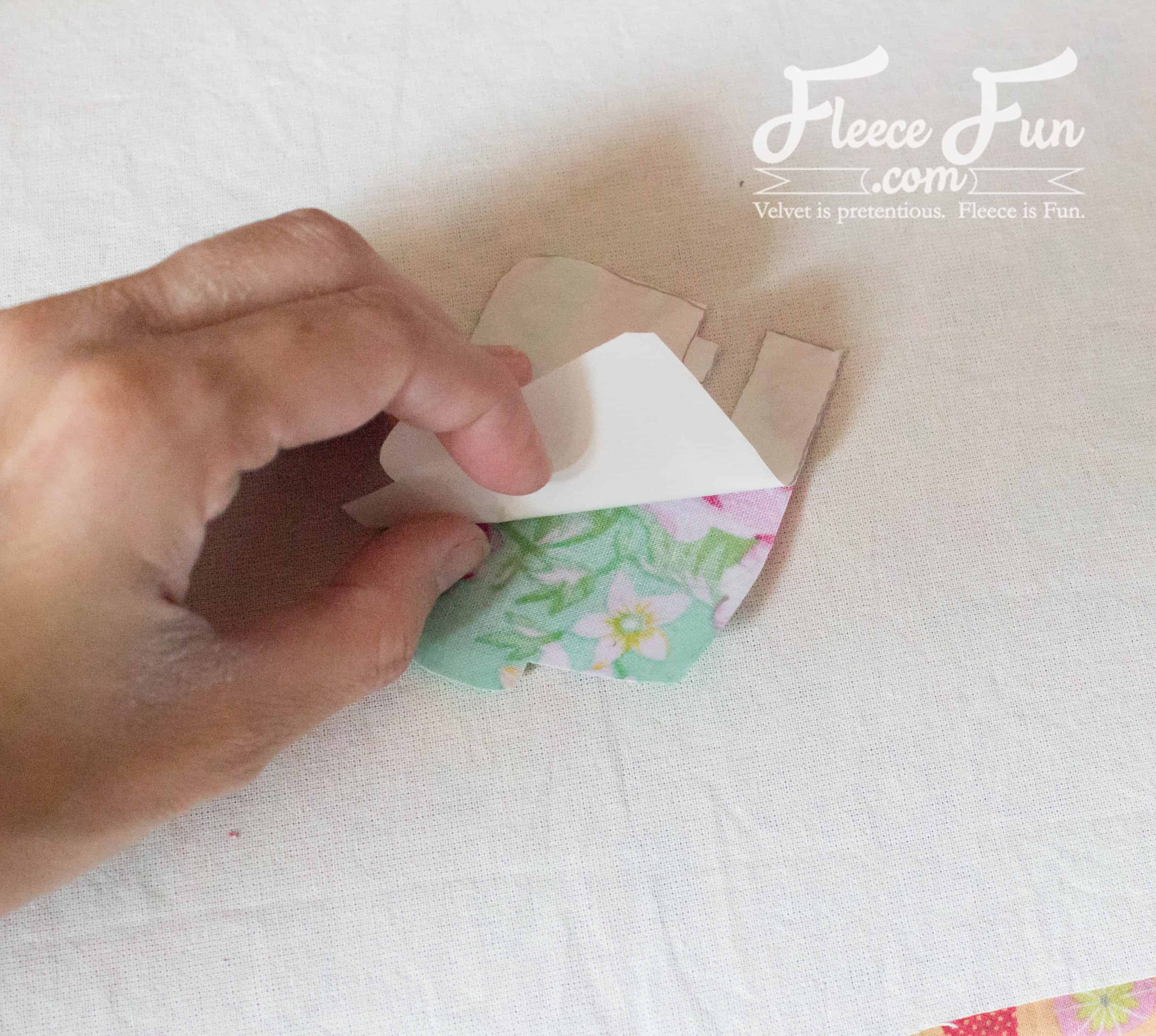 Sewing Machine Hoop Art Tutorial (A Handmade Gift) ♥ Fleece Fun