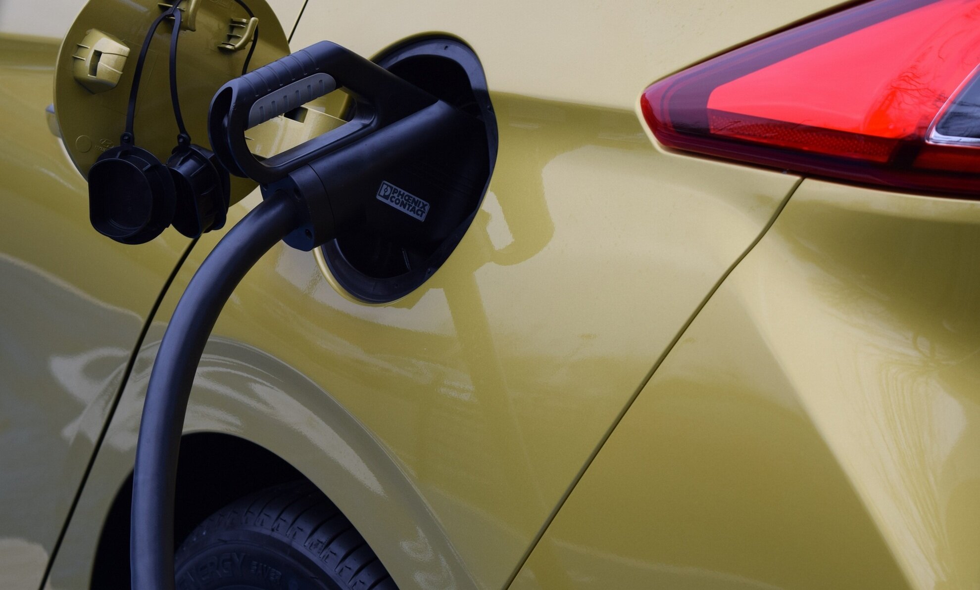 Government Publishes Updated List Of EV Grant Eligibility Fleet & Leasing