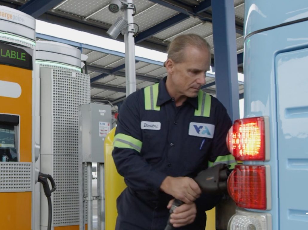 Merchants Fleet Continues Major EV Commitment, Aligns with ChargePoint