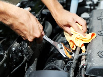A Fight Over the Right to Repair Cars Turns Ugly - Fleet Management Weekly