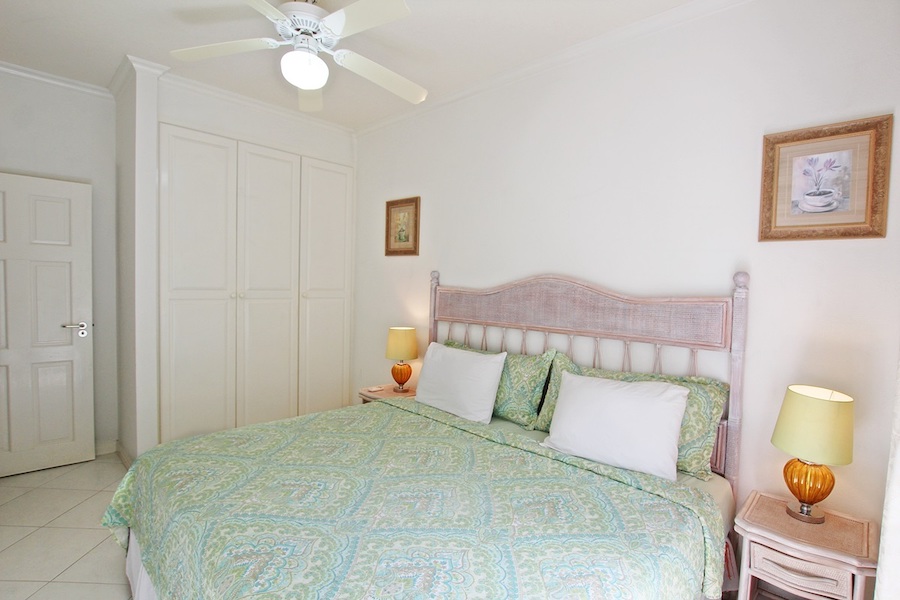 Leith Court 3 Apartment, Worthing Beach Barbados Fleewinter