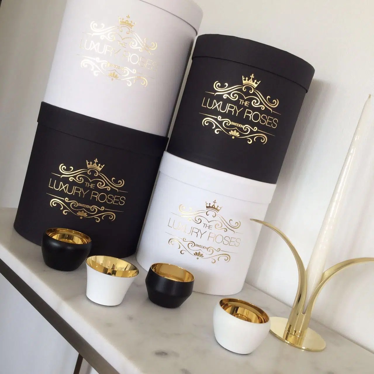 Hat Boxes for Flowers by Fleur Box. Customization. Wholesale Prices