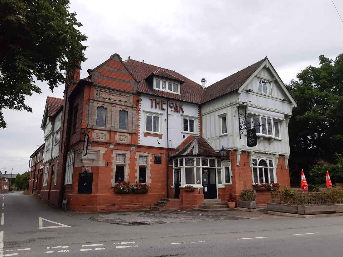 Pub for sale in Kelsall Oak, NW222920
