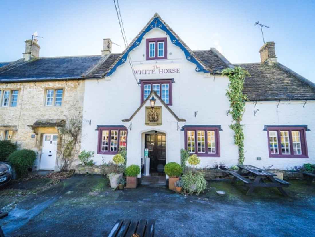Pub to let in Chippenham White Horse, W219295
