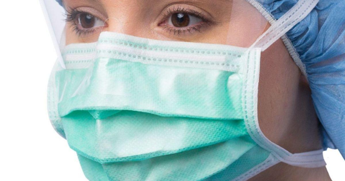 What’s the correct way to wear a surgical mask? FlipScience Top