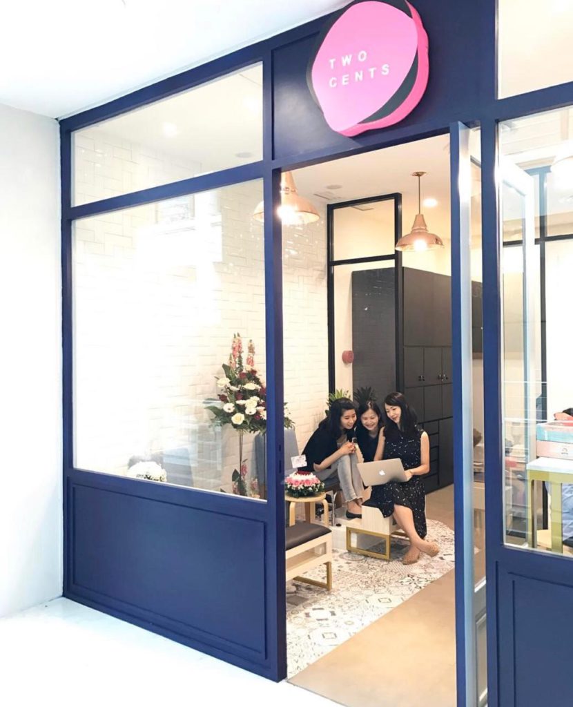 Top 6 Salons to Get Nail Treatment. Flokq Coliving Jakarta Blog