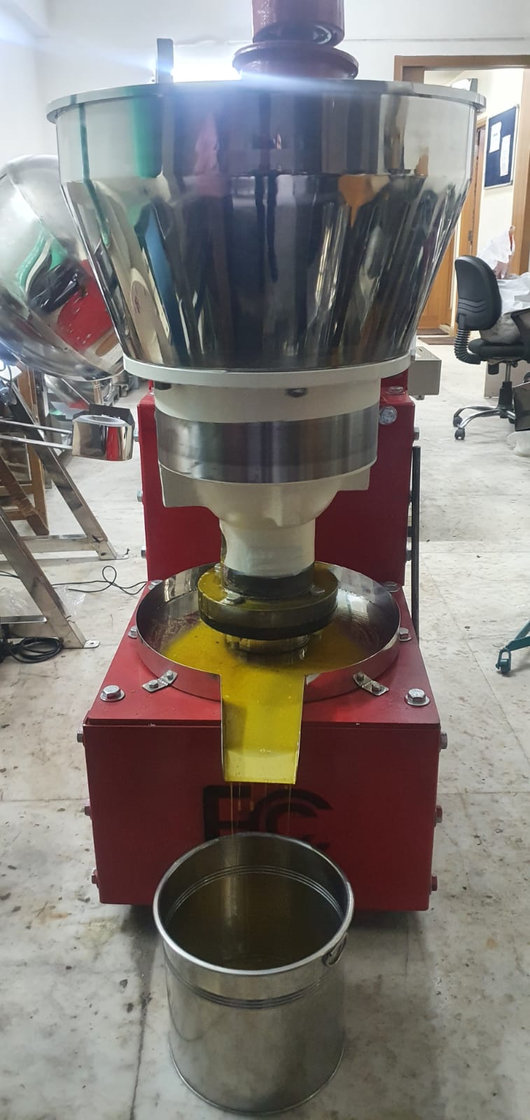 Best Domestic oil extractor machine Automatic Cold Press Oil Machine