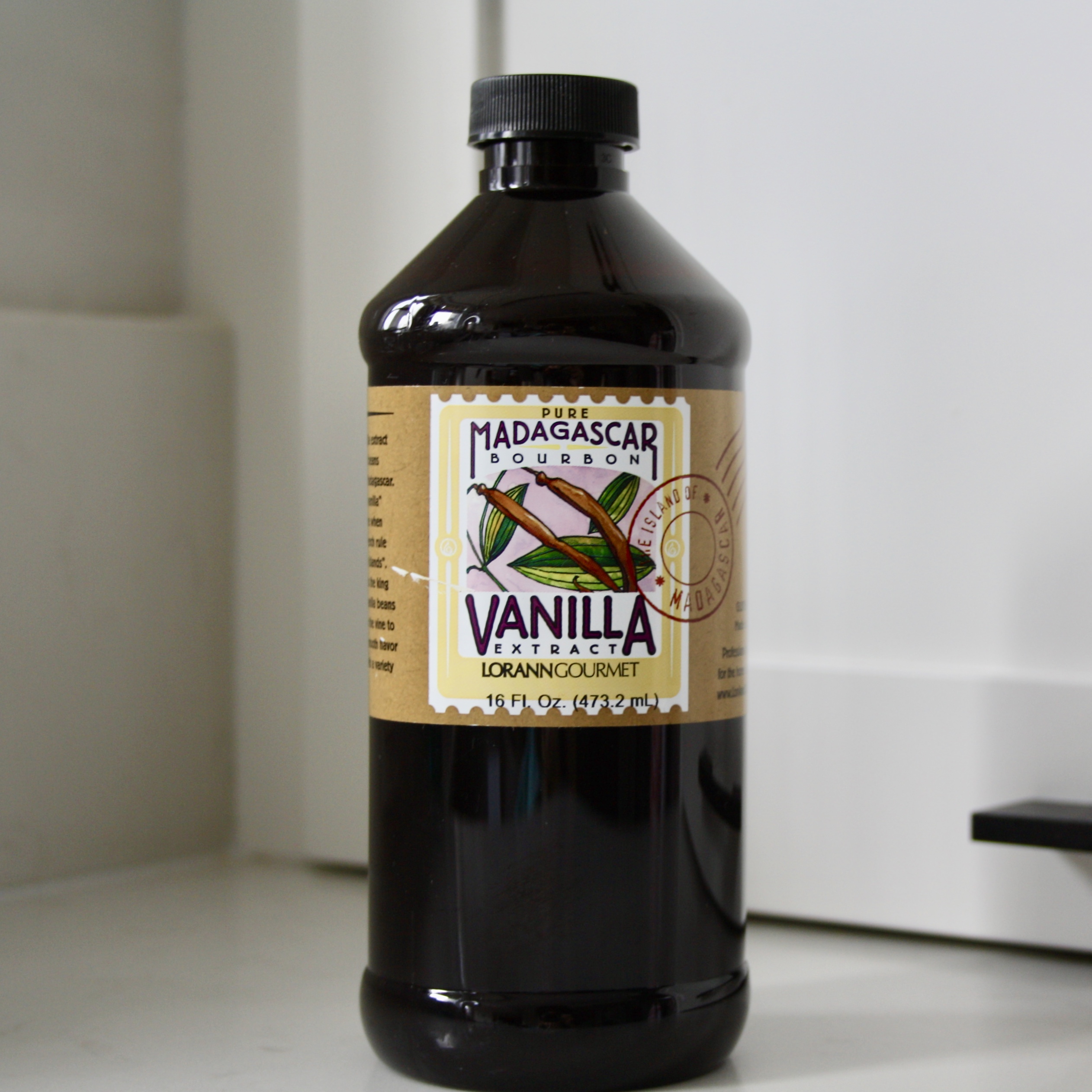 Pure Madagascar Vanilla Extract 16 oz by Lorann Oils