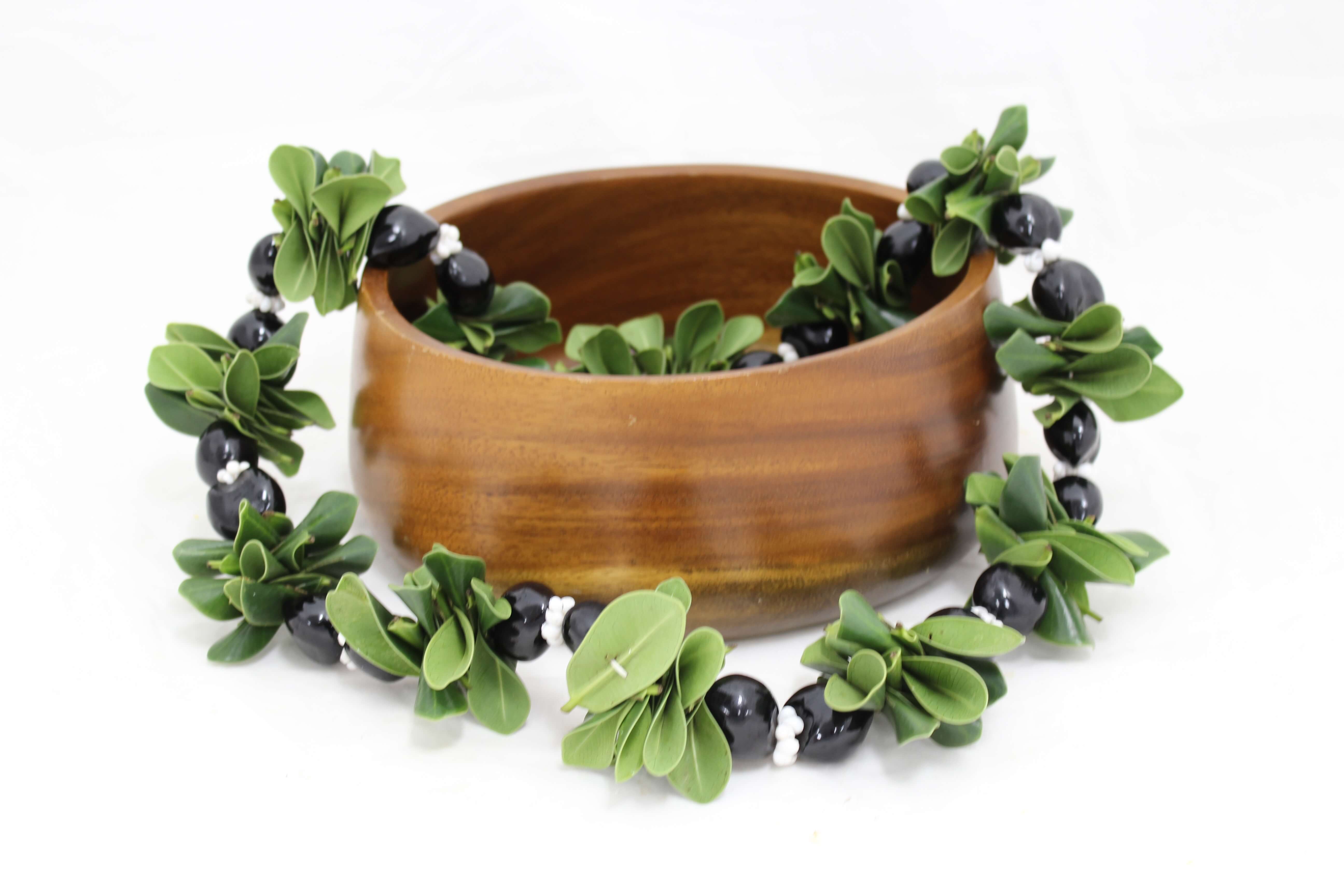 Kukui Nut with Mock Orange Lei Authentic Hawaiian Flower Leis Shipped