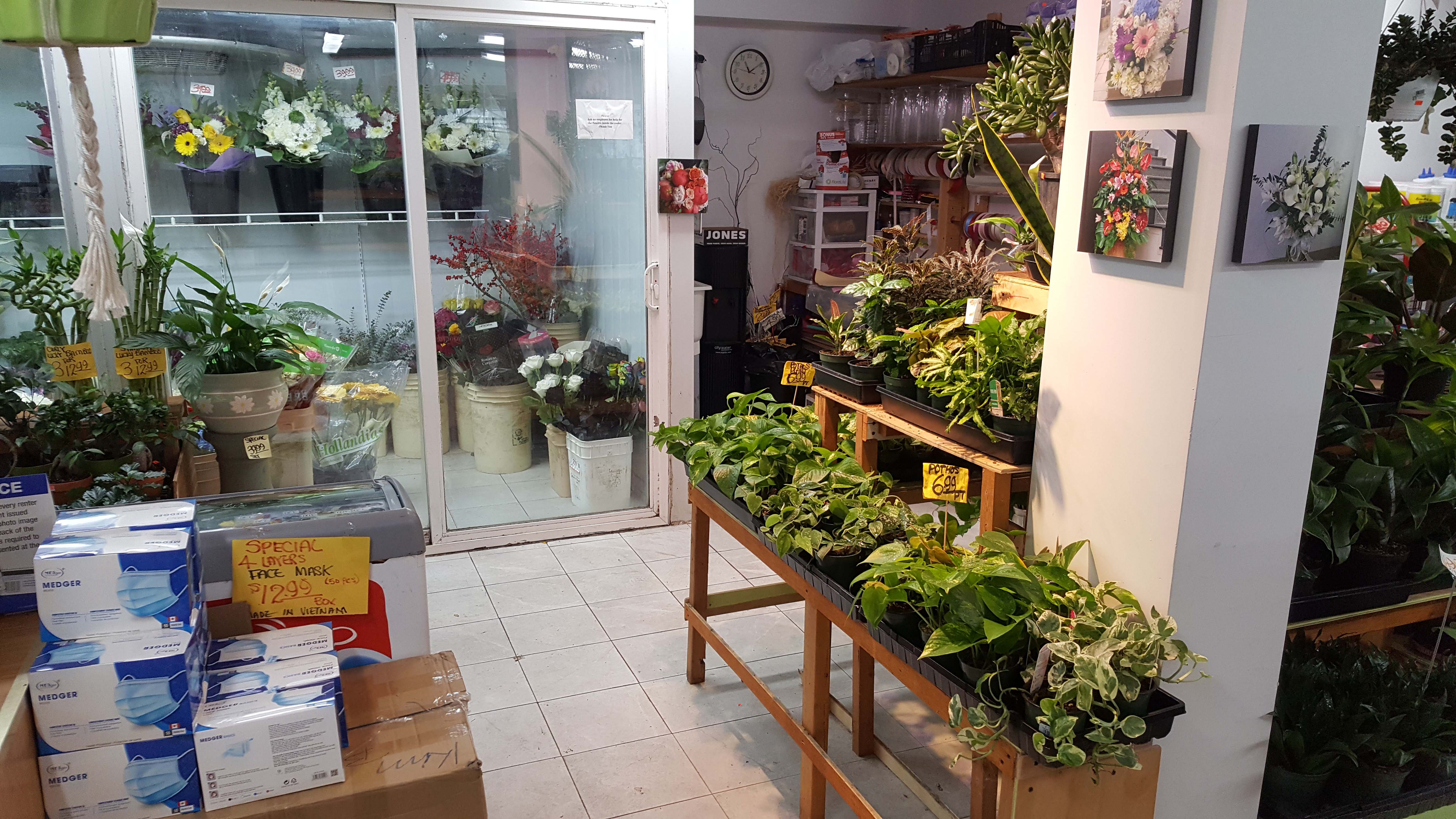 Flowers Fare & Fruit Market