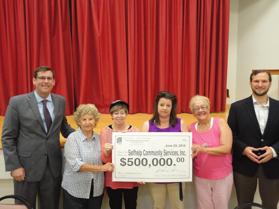Bay Terrace senior center receives 500K grant