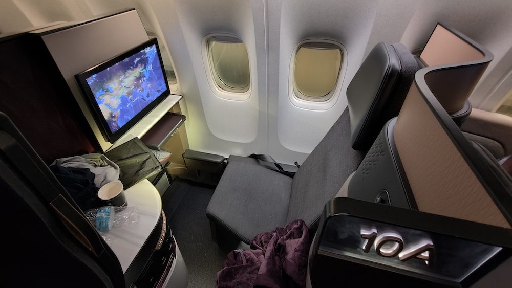 How sweet is the Qsuite? Reviewing Qatar Business Class Fly for Points