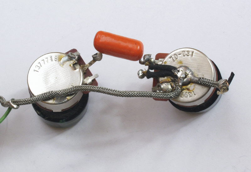 Gibson Bass Guitar potentiometer codes