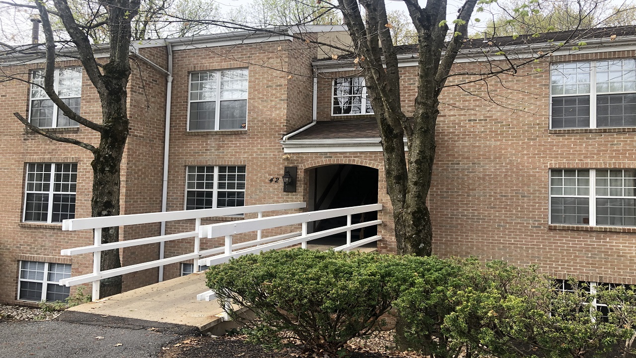 42B Canterbury Circle Flying Hills