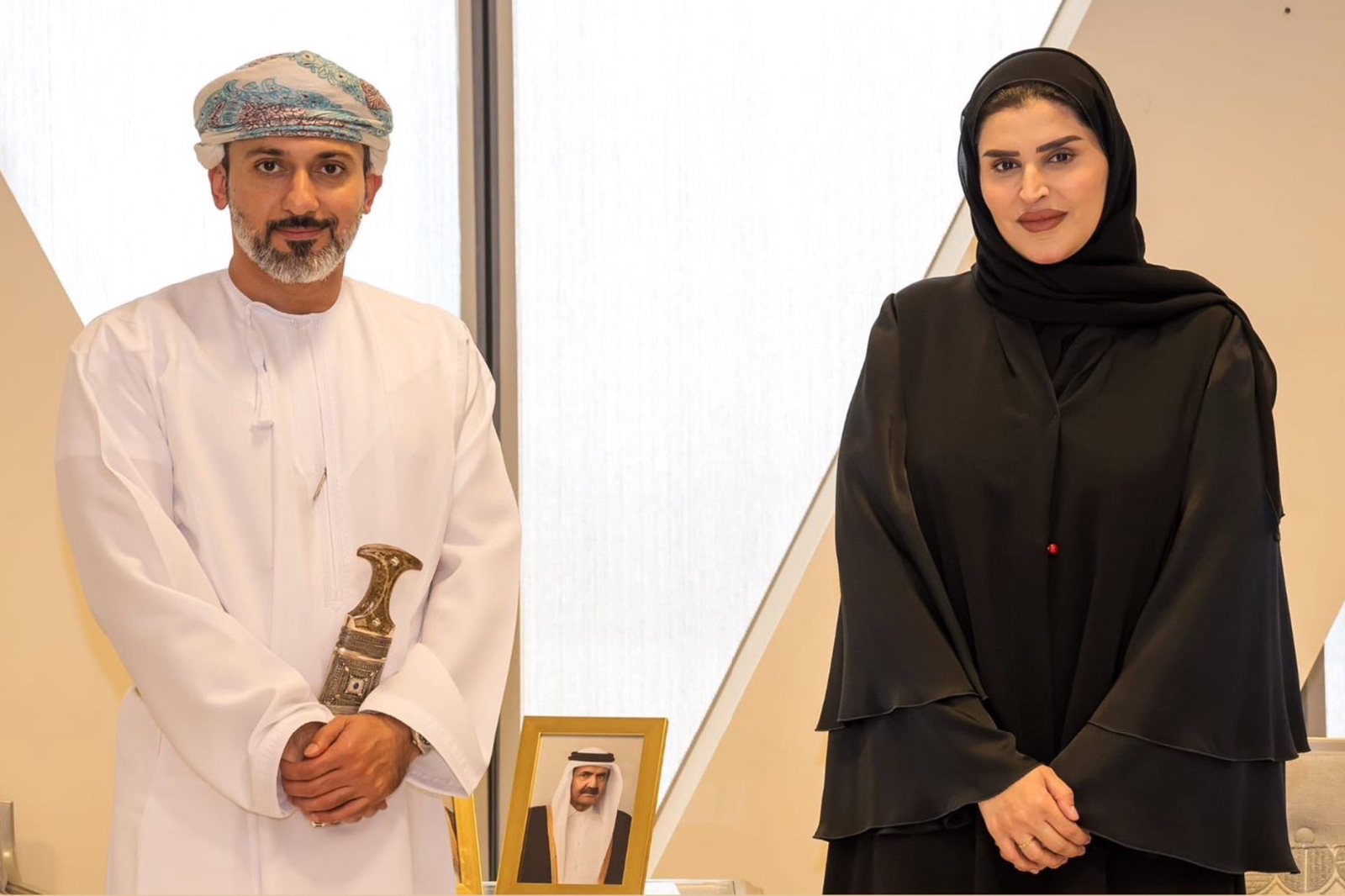 Qatar Ambassador meets Social Development and Family Minister www.fm.gov.om