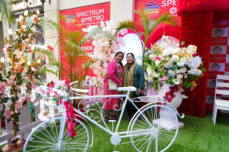 Spectrum Metro celebrates Valentine’s Week with love and