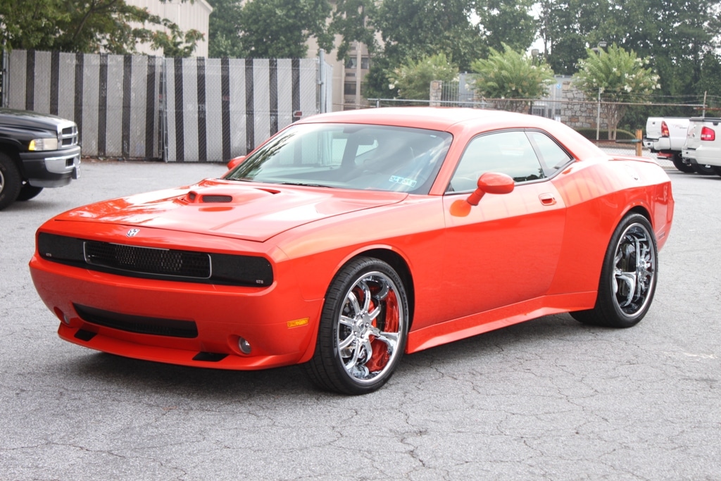 2010 Dodge Challenger SRT8 Focal America